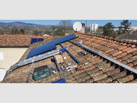 Installation photovoltaique à Limas