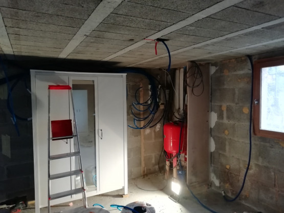 Aménagement d'un garage en local d'activité pour un cabinet d'osthéopathe à BELLEVILLE EN BEAUJOLAIS