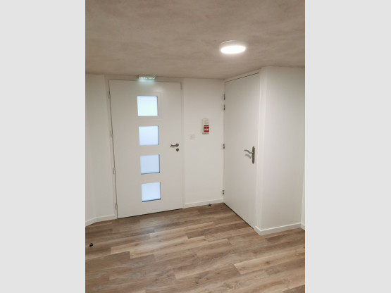 Aménagement d'un garage en local d'activité pour un cabinet d'osthéopathe à BELLEVILLE EN BEAUJOLAIS