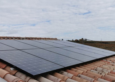 Installation photovoltaique à Saint Etienne la Varenne, à côté de Villefranche sur Saone